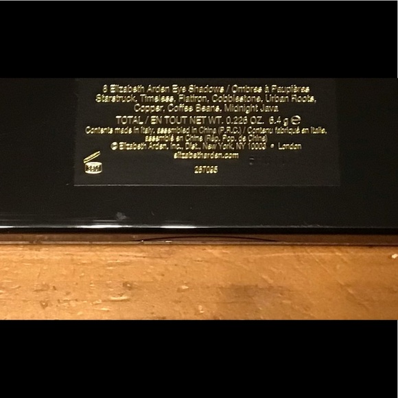 Elizabeth Arden Eyeshadows - Picture 3 of 3